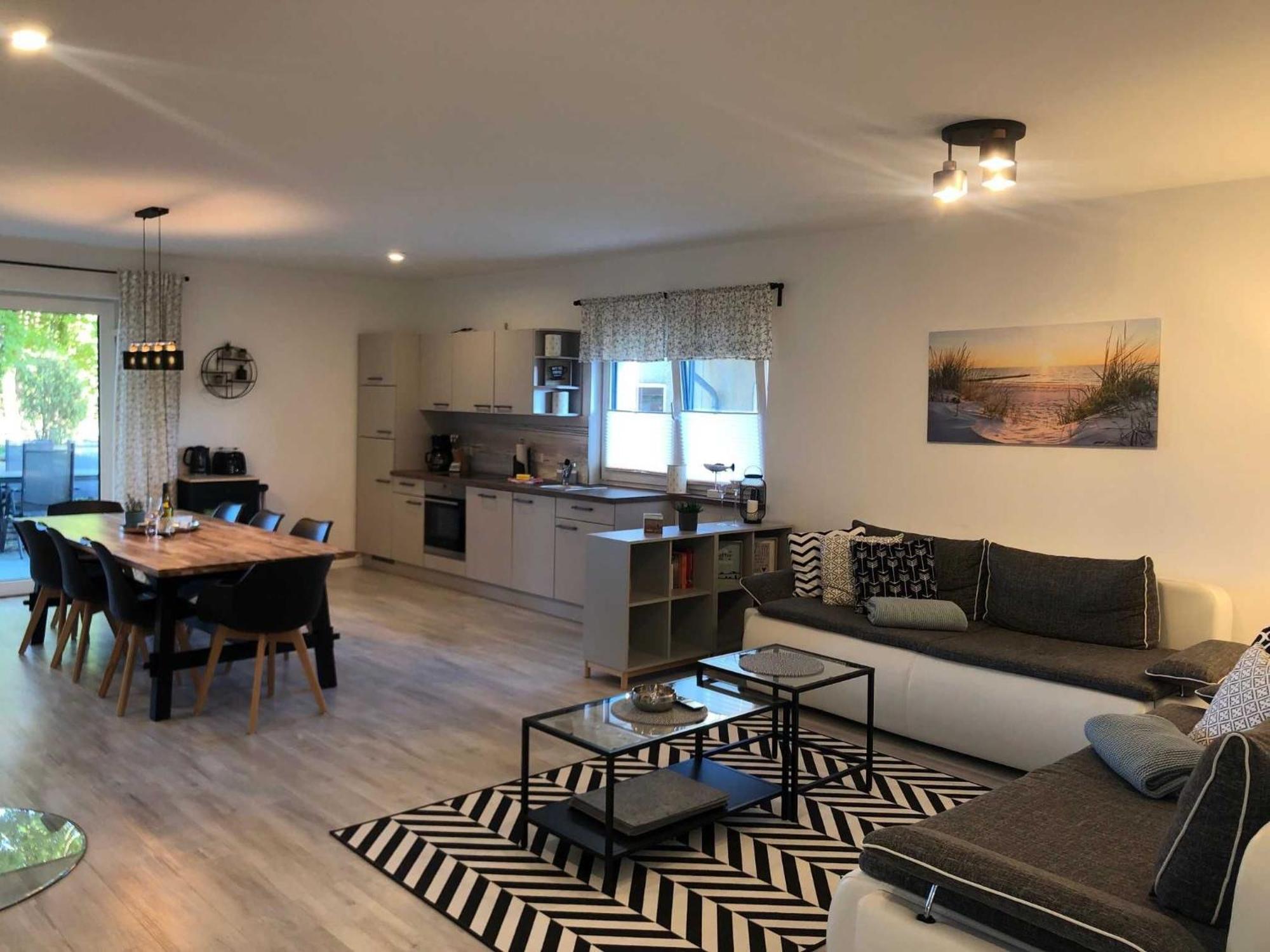 Ferienwohnung Am Waldesrand ゼーバート・ヘリングスドルフ エクステリア 写真